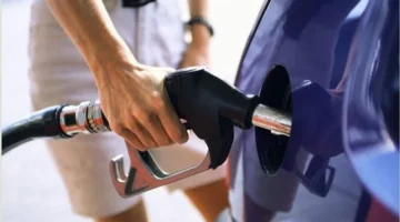 قفزة بنسبة 30% في أسعار البنزين ومخاوف من وصول الجالون لأربعة دولارات